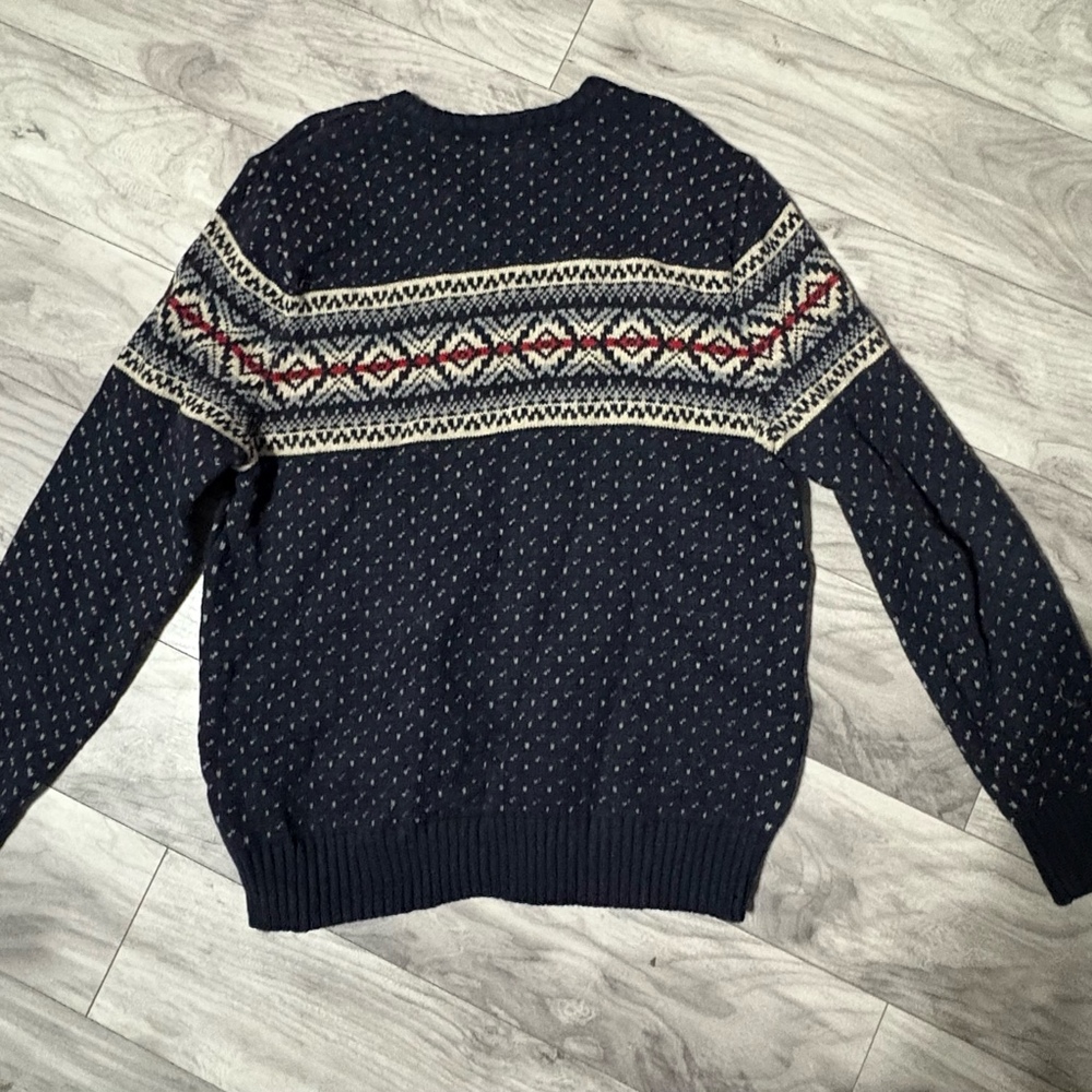 American Eagle Outfitters athletic fit blue sweater Xl